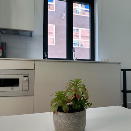 Apartamentos Bravo Murillo มาดริด ภายนอก รูปภาพ